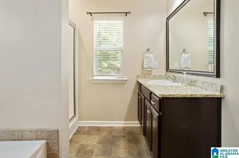 565 Fultonbrook Drive Fultondale AL 35068