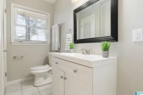 5236 Clairmont Avenue Birmingham AL 35222