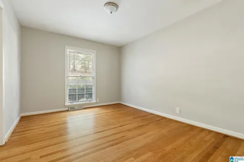 5236 Clairmont Avenue Birmingham AL 35222