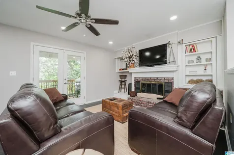 2100 Montreat Lane Vestavia Hills AL 35216