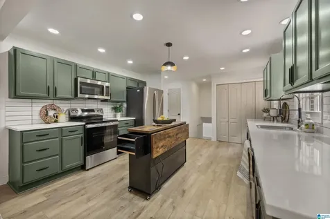 914 Brentwood Court Cullman AL 35055