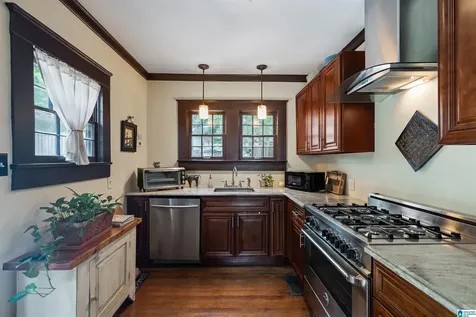 5032 8th Court Birmingham AL 35212