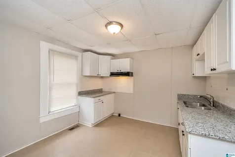 28 Jackson Avenue Sylacauga AL 35150
