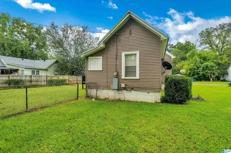 28 Jackson Avenue Sylacauga AL 35150