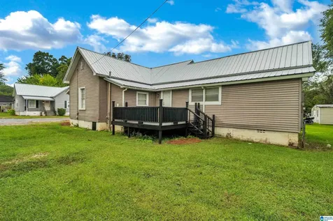 28 Jackson Avenue Sylacauga AL 35150