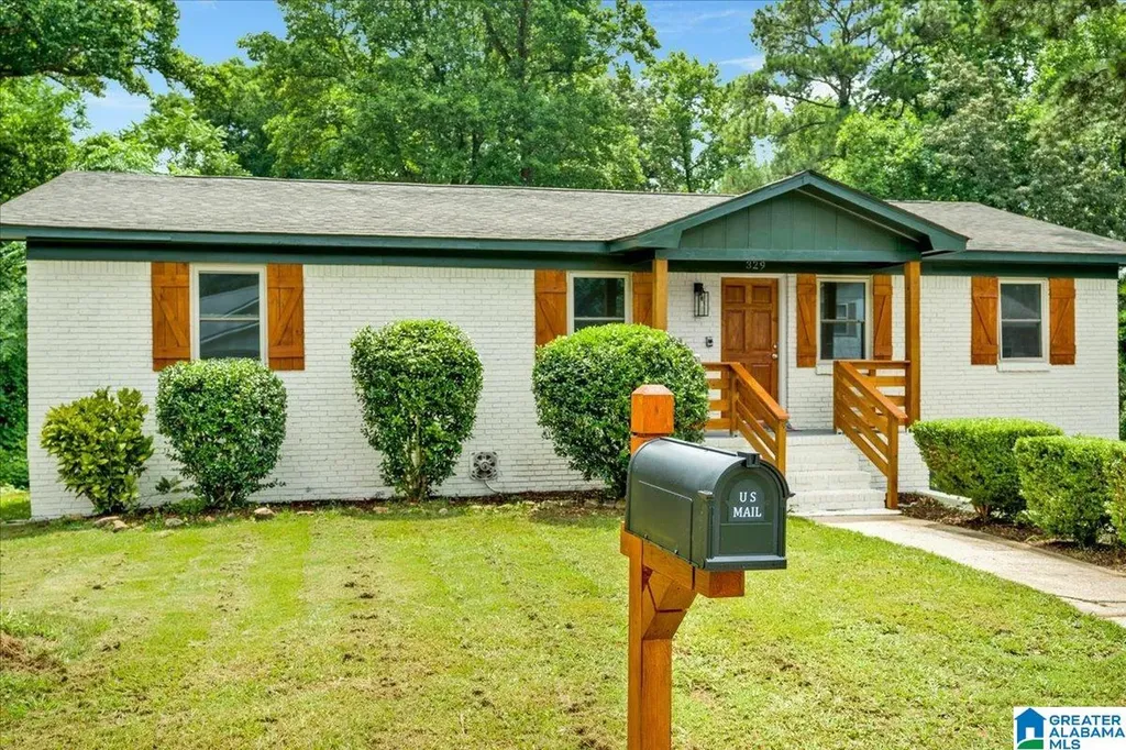 329 2nd Avenue S Pleasant Grove AL 35127