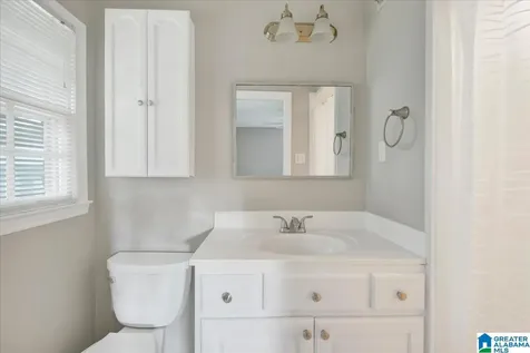 1224 Old Oak Circle Birmingham AL 35235