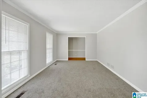 1224 Old Oak Circle Birmingham AL 35235