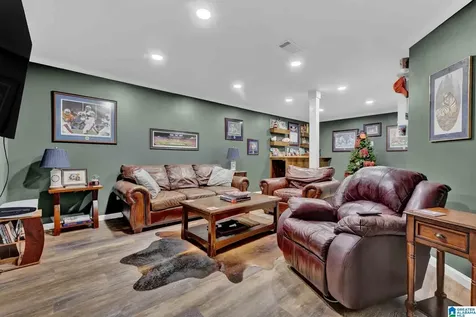 3142 Cambridge Circle Trussville AL 35173