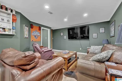 3142 Cambridge Circle Trussville AL 35173