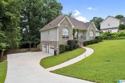 3142 Cambridge Circle Trussville AL 35173