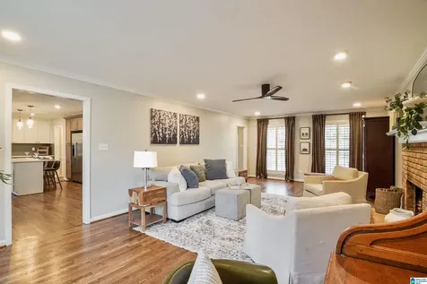 812 Sweetgum Court Hoover AL 35244