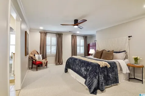 812 Sweetgum Court Hoover AL 35244