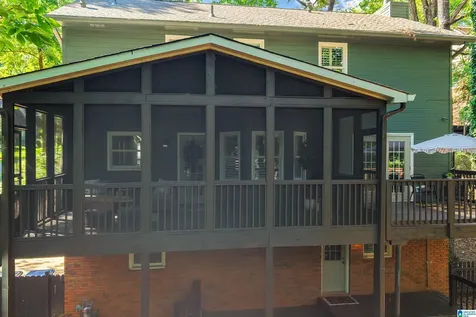812 Sweetgum Court Hoover AL 35244
