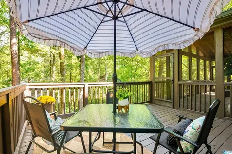 812 Sweetgum Court Hoover AL 35244