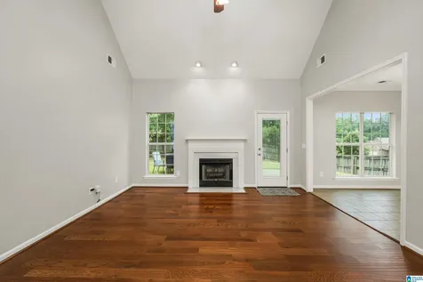 304 Bedford Circle Calera AL 35040