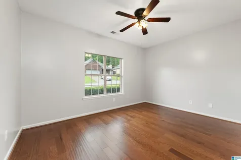 304 Bedford Circle Calera AL 35040