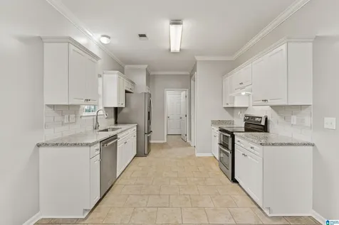 304 Bedford Circle Calera AL 35040