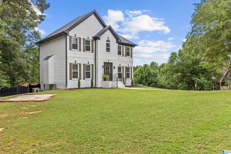 106 Orchard Lane Helena AL 35080