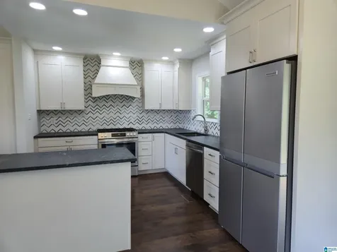 1163 Cameron Cove Circle Leeds AL 35094