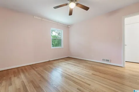 2101 Audubon Circle Hoover AL 35226