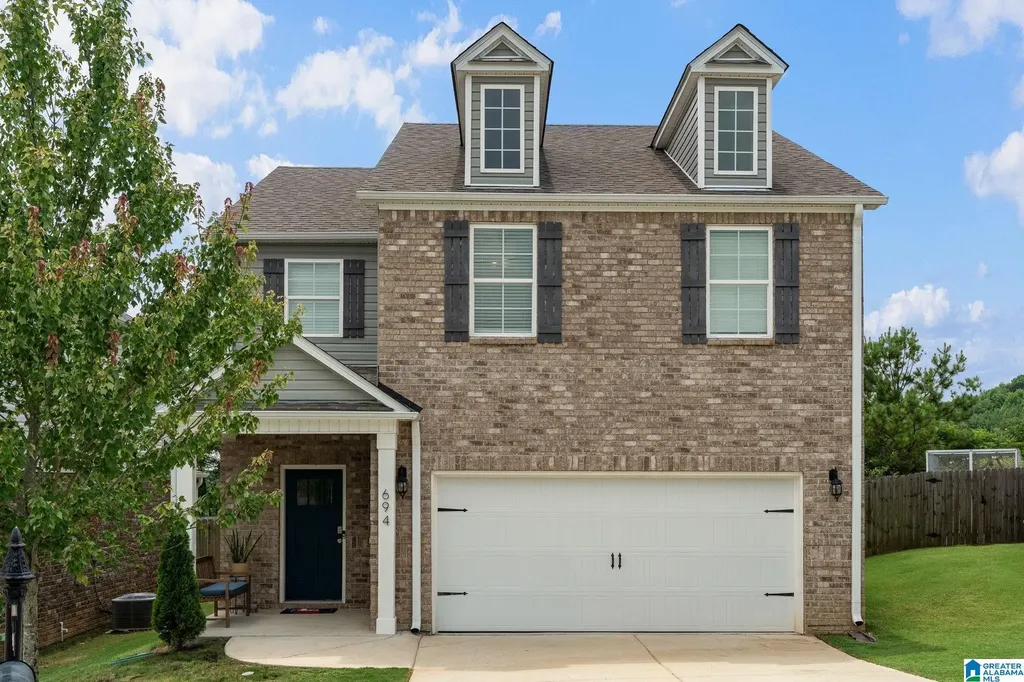 694 Johnnys Cove Leeds AL 35094