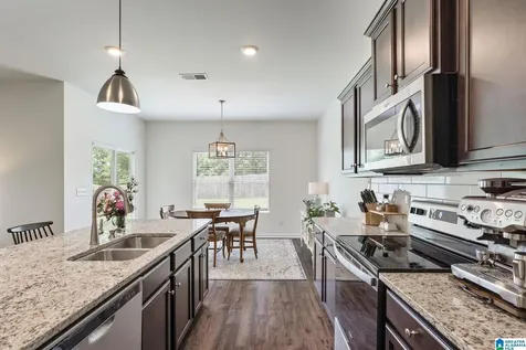 694 Johnnys Cove Leeds AL 35094