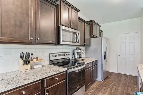 694 Johnnys Cove Leeds AL 35094