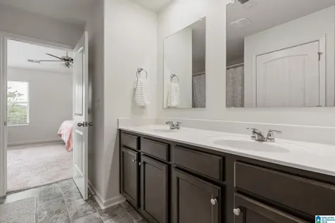 694 Johnnys Cove Leeds AL 35094