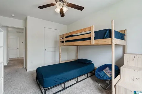 694 Johnnys Cove Leeds AL 35094
