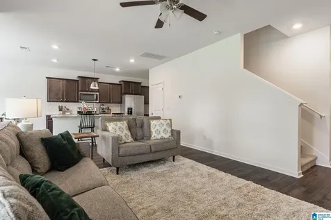 694 Johnnys Cove Leeds AL 35094
