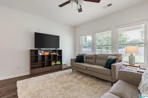 694 Johnnys Cove Leeds AL 35094
