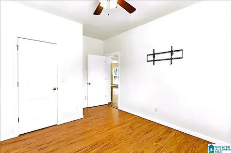 5051 Cantebury Court Center Point AL 35215
