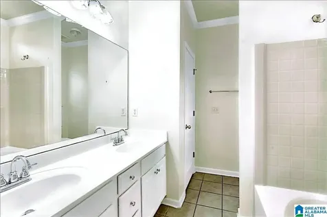 5051 Cantebury Court Center Point AL 35215