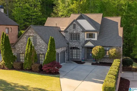2085 Knollwood Place Birmingham AL 35242