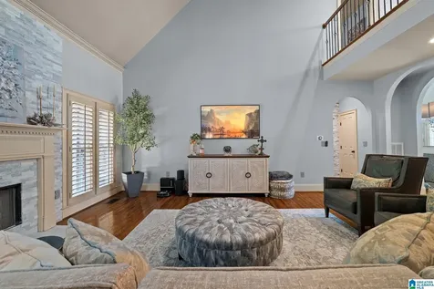 2085 Knollwood Place Birmingham AL 35242