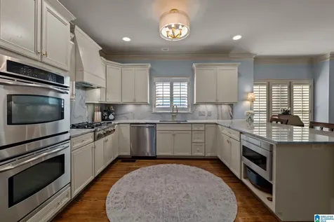 2085 Knollwood Place Birmingham AL 35242