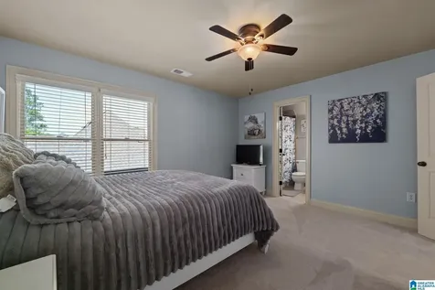 2085 Knollwood Place Birmingham AL 35242