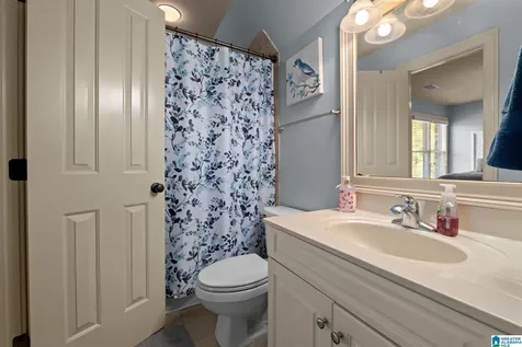 2085 Knollwood Place Birmingham AL 35242