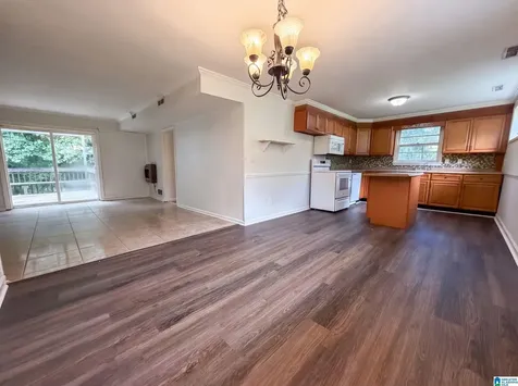 325 19th Court Circle NE Center Point AL 35215
