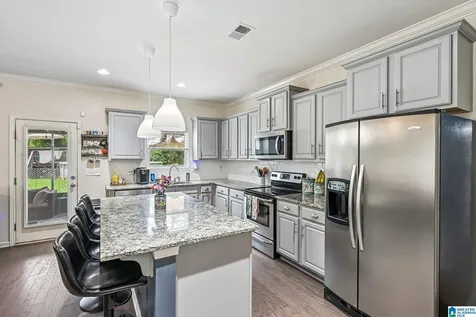318 Glen Cross Way Trussville AL 35173