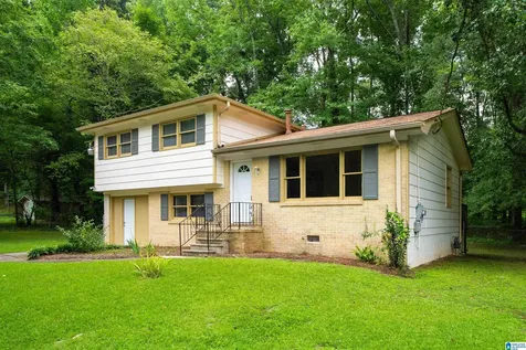552 Argonne Drive NE Center Point AL 35215