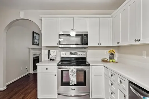 178 Hayesbury Court Pelham AL 35124