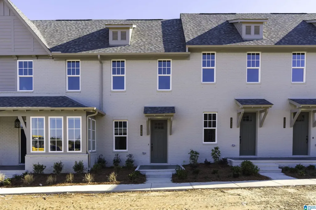 1709 Meerstone Lane Hoover AL 35244