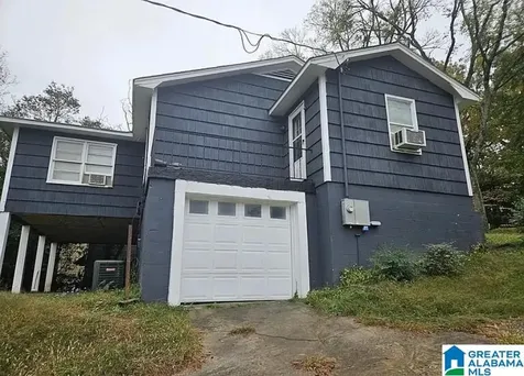 654 Maple Street Fairfield AL 35064