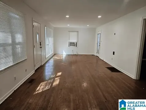 654 Maple Street Fairfield AL 35064