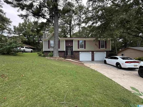 816 Pine Forest Circle Birmingham AL 35235