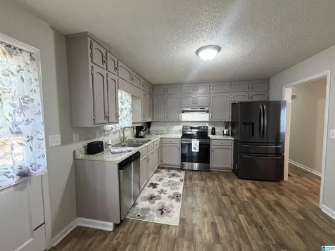 816 Pine Forest Circle Birmingham AL 35235