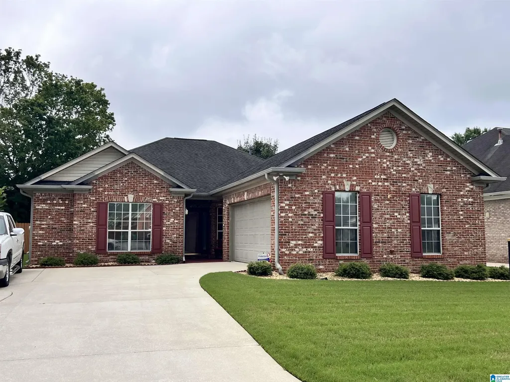1741 Carlisle Circle Leeds AL 35094