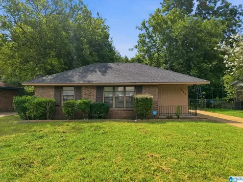 1813 Collier Drive Midfield AL 35228